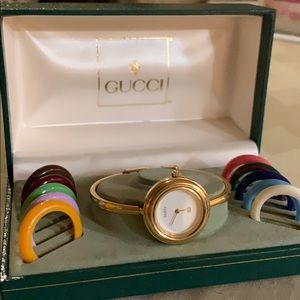 Gucci vintage gold watch